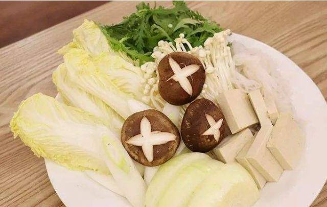 就能轻松做出美味不用去日料店吃了麻将胡了试玩教你做日式寿喜锅在家(图4)