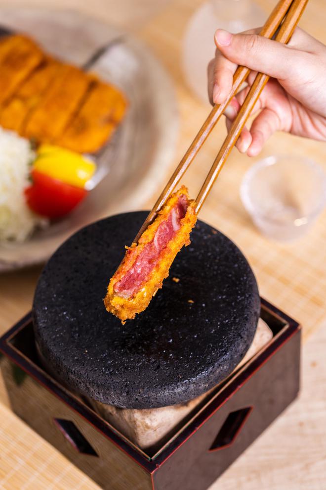 手Olé精品超市匠心谱写春日有机美食PG麻将胡了2试玩上海浦东香格里拉携(图3)